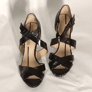 Kenneth Cole Women Heels